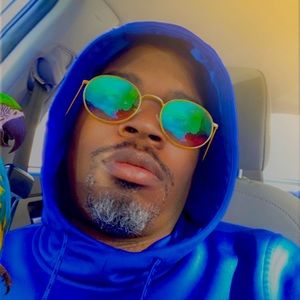 Meet your Posher, Jovan